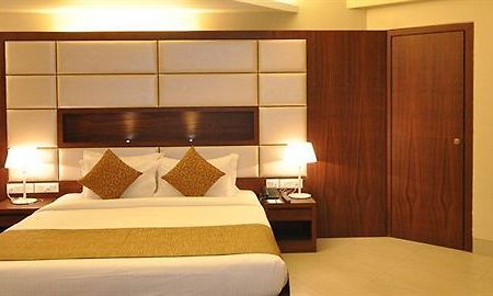 כלכותה Kempton Hotel מראה חיצוני תמונה