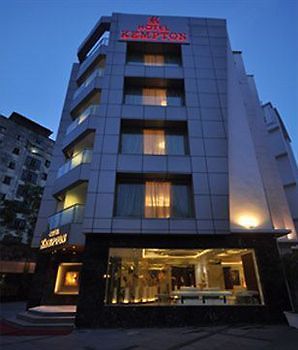 כלכותה Kempton Hotel מראה חיצוני תמונה