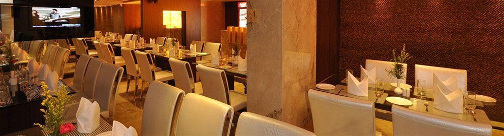 כלכותה Kempton Hotel מראה חיצוני תמונה