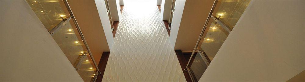 כלכותה Kempton Hotel מראה חיצוני תמונה