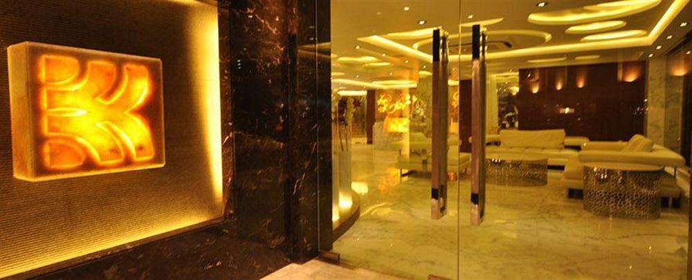 כלכותה Kempton Hotel מראה חיצוני תמונה