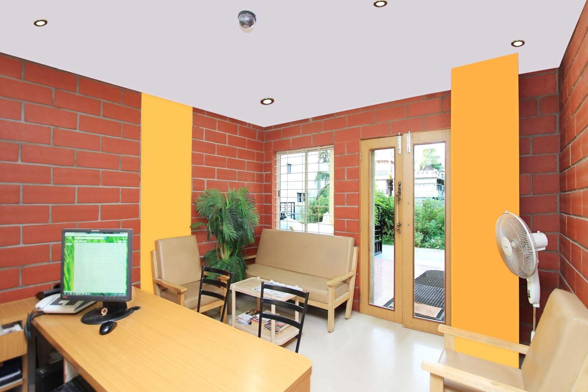 כלכותה Kempton Hotel מראה חיצוני תמונה