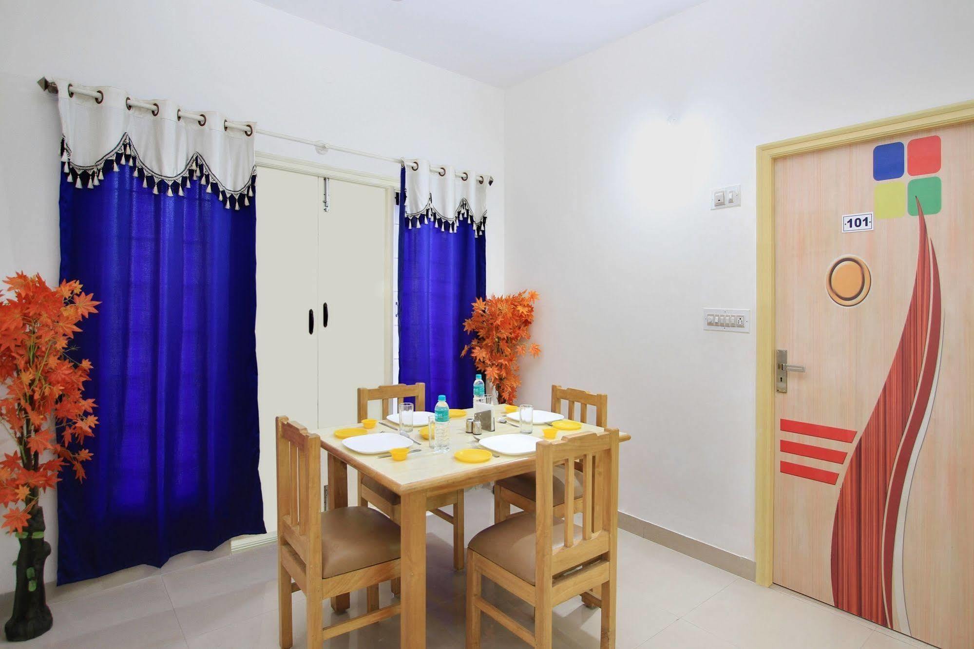 כלכותה Kempton Hotel מראה חיצוני תמונה